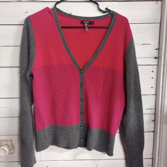 Apt 9 100% Pure Cashmere Womens Large Pink Gray Colorblock VNeck Button Front 44 - Picture 6 of 11